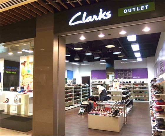 Clarks Outlet | Bags \u0026 Shoes | Outlet | IMM