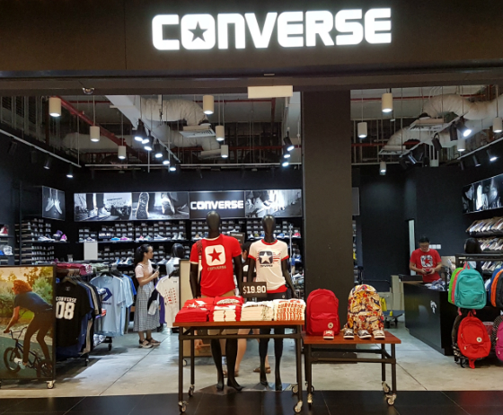 converse outlet location